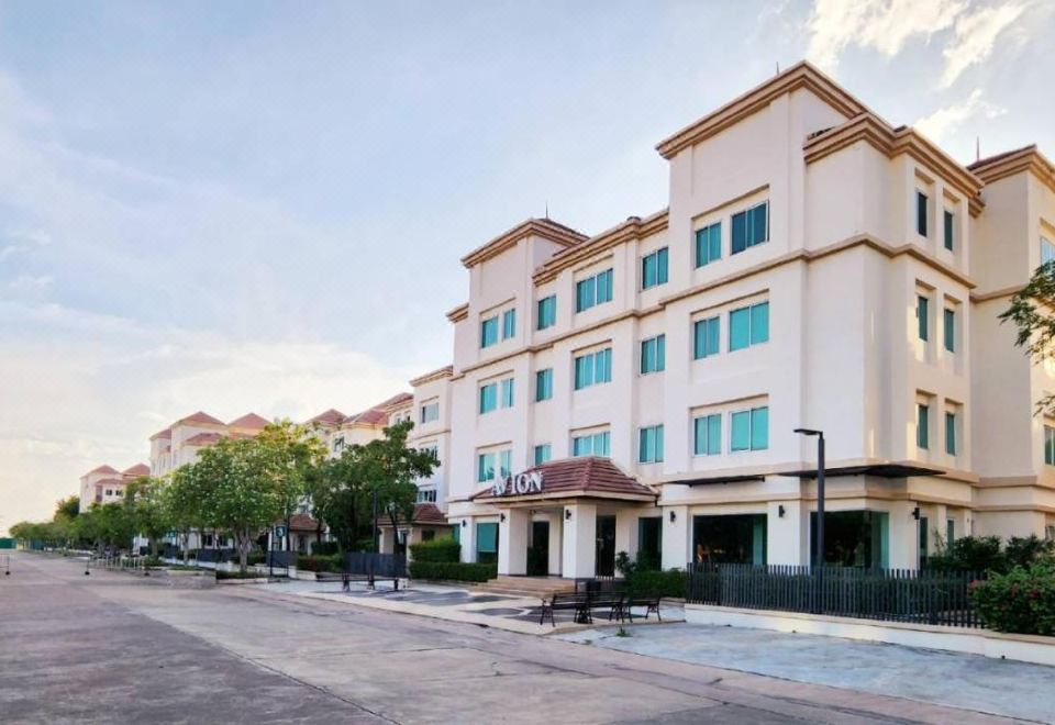 hotel overview picture