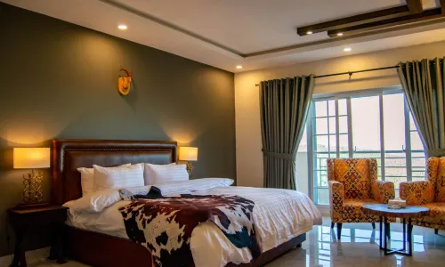 The Roomy Lodge, Murree
