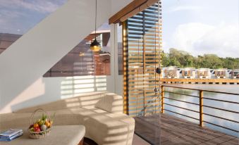 Bolagala Agro Floating Resort