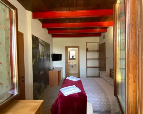 Colle Sul Lago Hotels in Cingoli