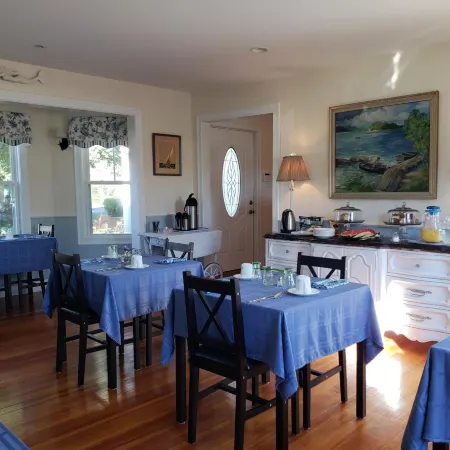 Elmere House Bed & Breakfast
