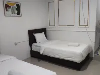 Double D Guesthouse Syariah Hotels in Bukittinggi