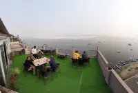 Hotel Sita Place on Heritage Ghats of Benaras - Scenic