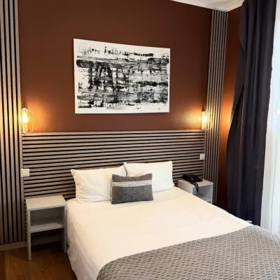 Yasha Hotel Отели рядом с достопримечательностью «Железнодорожный вокзал Люксембурга»