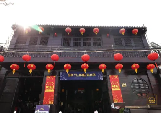 Phu House Отели рядом с достопримечательностью «Лонг-Бич Перлс»