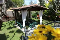 هوتل نيسبولو دور Hotels near The Gardens Of Ninfa