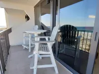 Island Winds East