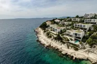 Golden Rays Luxury Villas & Apartments Hotel in zona Velika Raduca beach