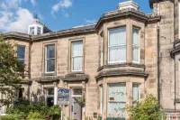 Menzies Guest House Hotels in Merchiston