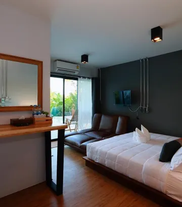 ห้องพักพร้อมวิวสระว่ายน้ำ(เตียงคิงไซส์)