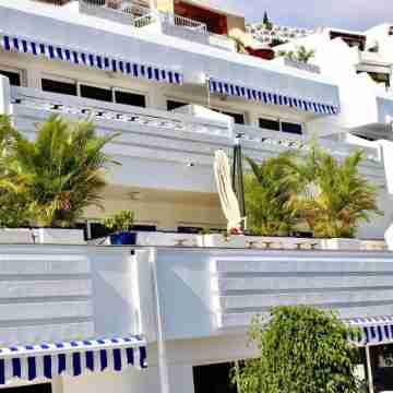 Palm Suites (formerly Calypso Oasis) Hotel Exterior