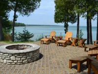 Gordon Lodge Hotels in Door County