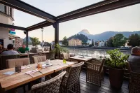 Boutique Hotel im Auracher Löchl - breakfast