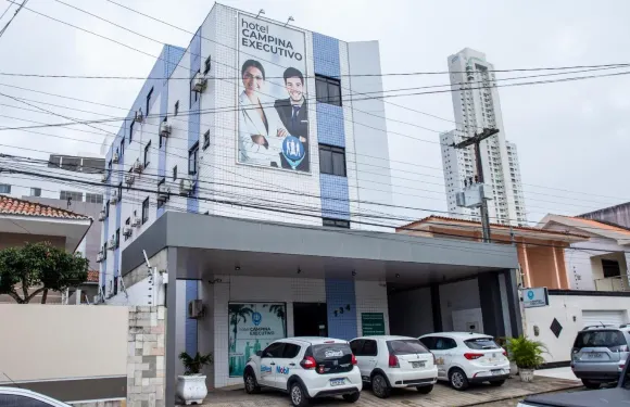 坎皮納行政酒店