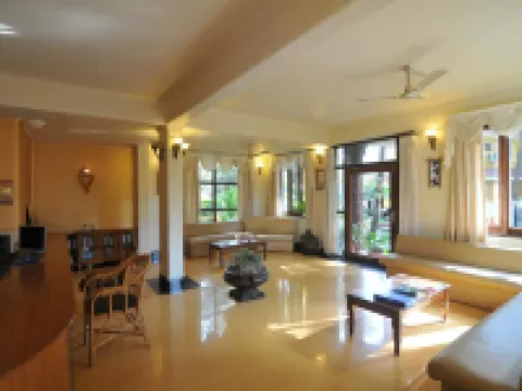 カサ デ クリス カベロッシムのホテル