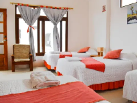 Gran Hostal Tintorera Hoteles en Isla Isabela