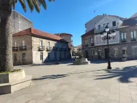 호텔 에르비나 Exposalnés 주변 호텔