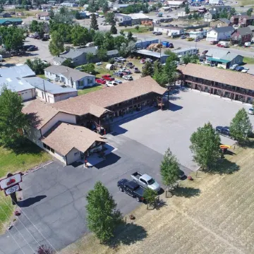 Red Bear Inn
