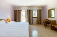 Duerming Montalvo Playa Hotel