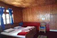 Rongo White House by StayApart Hotels in Chalsa Mahabari