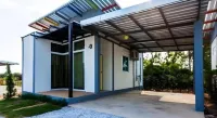 Sixty Nine Resort Hotels near Wat Ban Don Muang