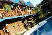 Hotel Utüane - Pools