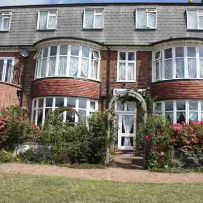 Barons Court Hotel Exterior