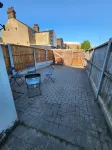The Ivy - parking