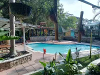 Honduyate - piscina