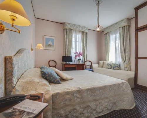 Hotel la Meridiana Habitaciones Photos