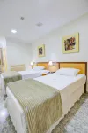 Hotel Domani - Airport Shuttle