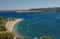 Lulak Studio Apartments Hotels in Orebic