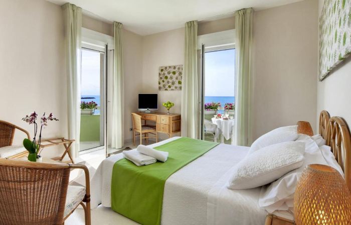Hotel Mida