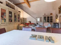 La Louvière des Bruyères Hotels in Robion