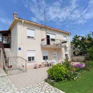 Apartment Anita 608 Hotel Exterior