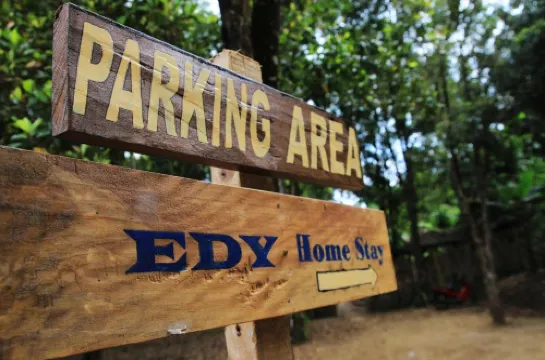 Edy Homestay Photos