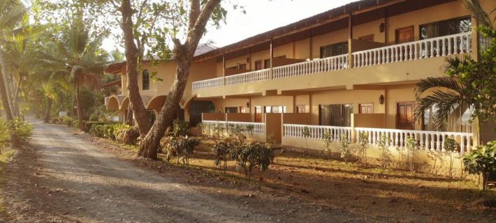 Hotel Delfin Playa Bejuco Hotels in Parrita