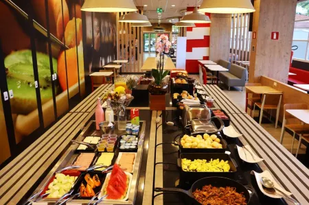 Ibis Guaxupe Отели в г. Гуашупе