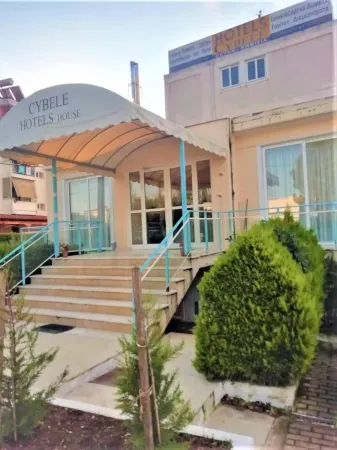 Cybele Guest Accommodation Отели в г. Северна Атина