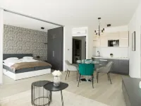 Parizs Garden Apartments Hotels near Főnix Hall