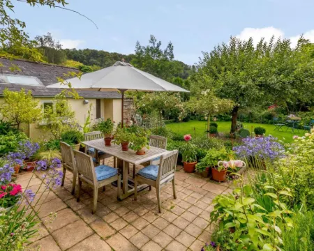 Heron House Hotels in Mid Devon District