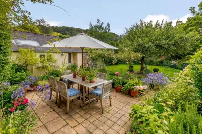 Heron House Hotels near Diggerland Devon
