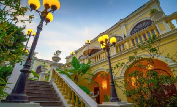 Praya Palazzo