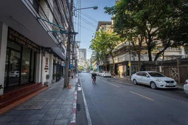 รูปภาพของสตูดิโอ อพาร์ตเมนต์ 1 ห้องน้ำส่วนตัว ขนาด 42 ตร.ม. – สาทร