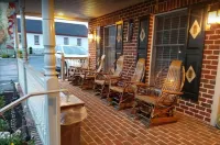 Country Living Inn