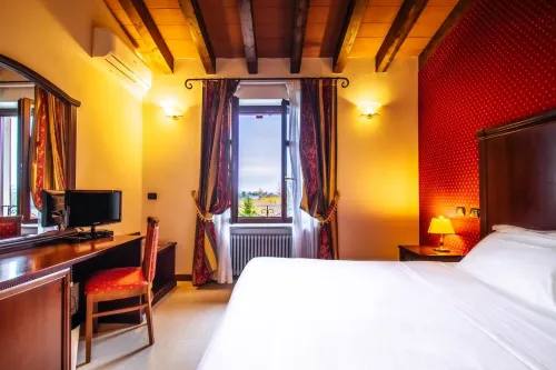 Hotel Villa Lauri Hotel di Castagnole Lanze