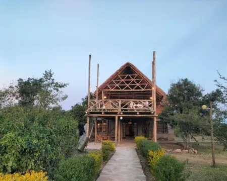 Engiri Game Lodge and Campsite Hotels in Bunyaruguru