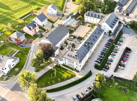 Chateau d'Urspelt Отели в г. Вейсвампах