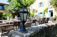 La Bastide Bleue Hotels in Séguret