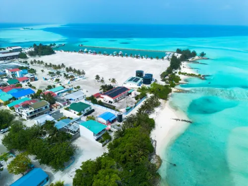 Sunrise Lagoon Hotels in Gaafaru